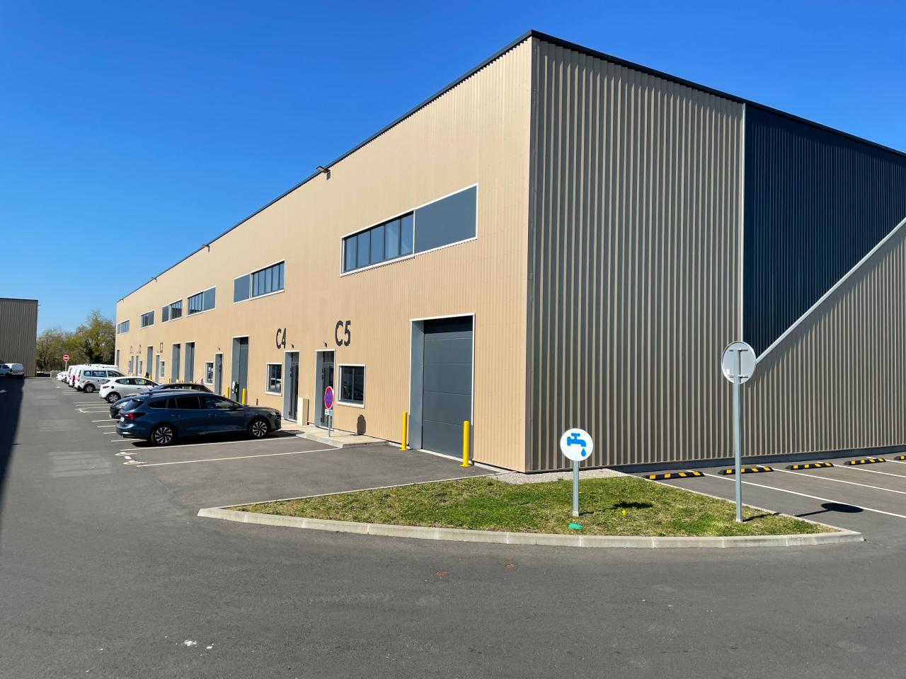 Local d'activité Carquefou 3002m² Location local d'activité Carquefou Loire-Atlantique OLACT2317264 0